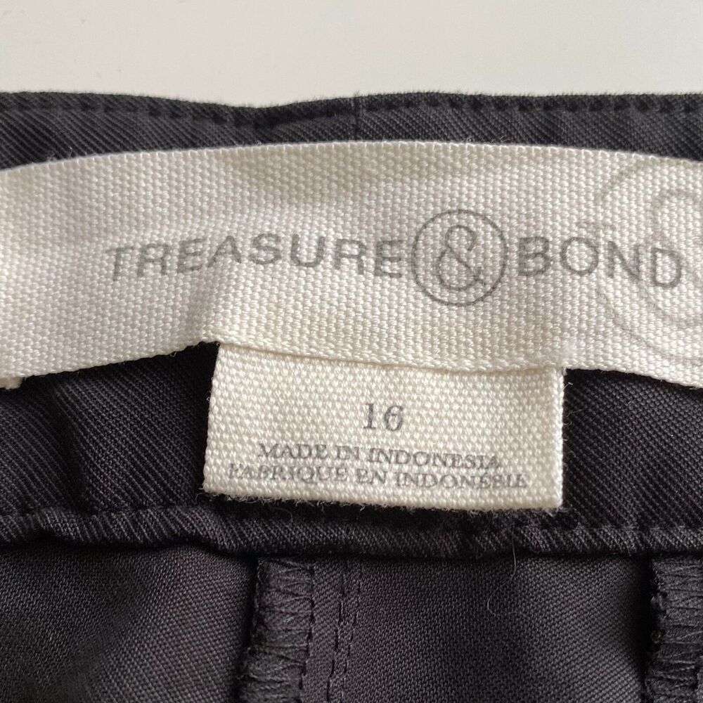 Treasure & Bond Shorts Womens Size 16 Black Silky Rayon Cuffed Dressy - Picture 7 of 8